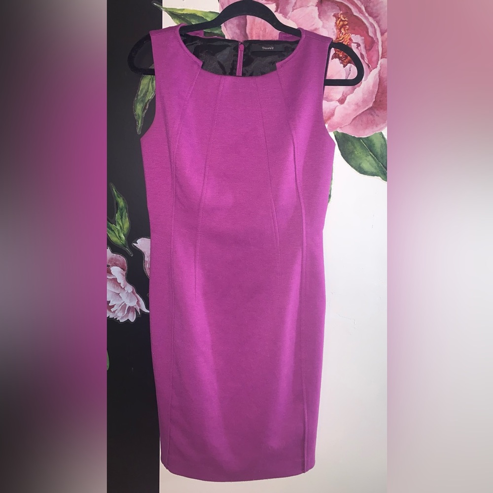NWOT💥TAHARI. 💎 Chic Purple Dress.